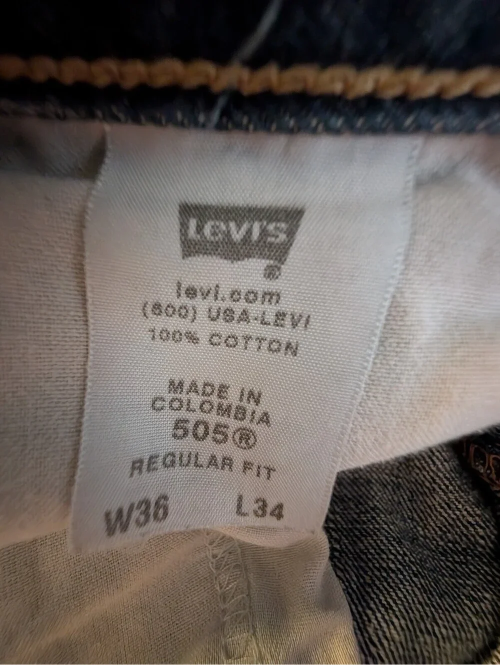 1843 - Levi's 505 Regular Fit Men's Jeans W36 L34 Blue Denim